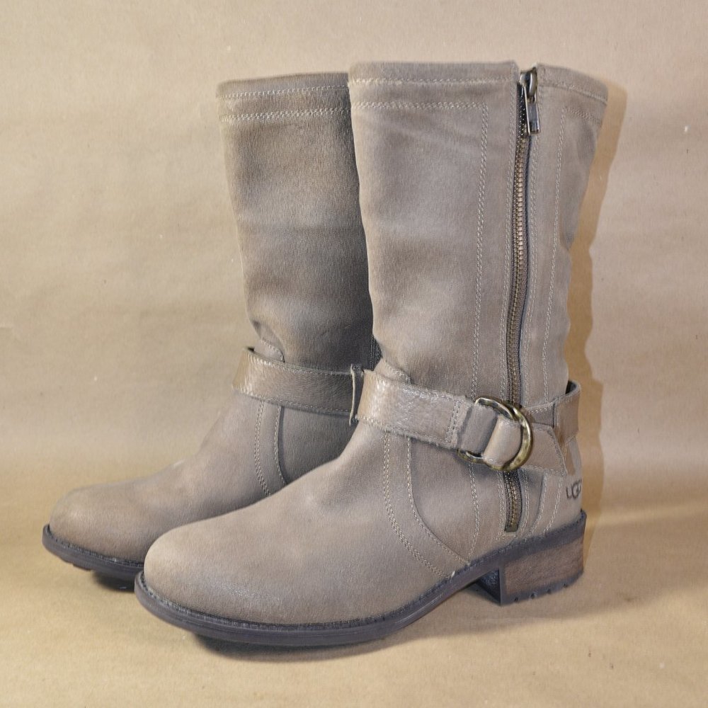 * UGG Women's Silva Leather Boot 7.5